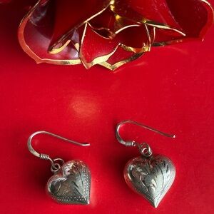 Silver Heart Earrings,925 Silver Earrings.